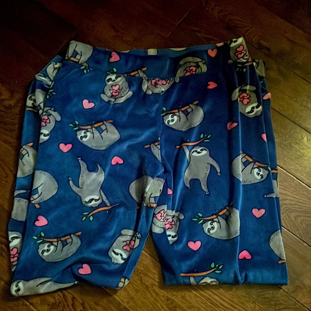 Fuzzy sloth pyjama pants